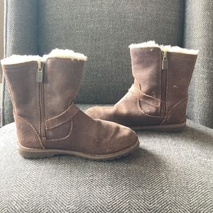 Girls UGG boots size 12 with side zip